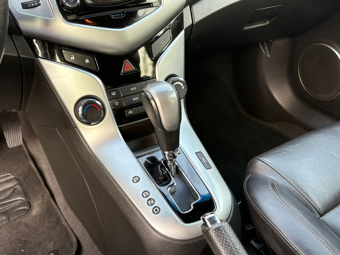 CHEVROLET CRUZE