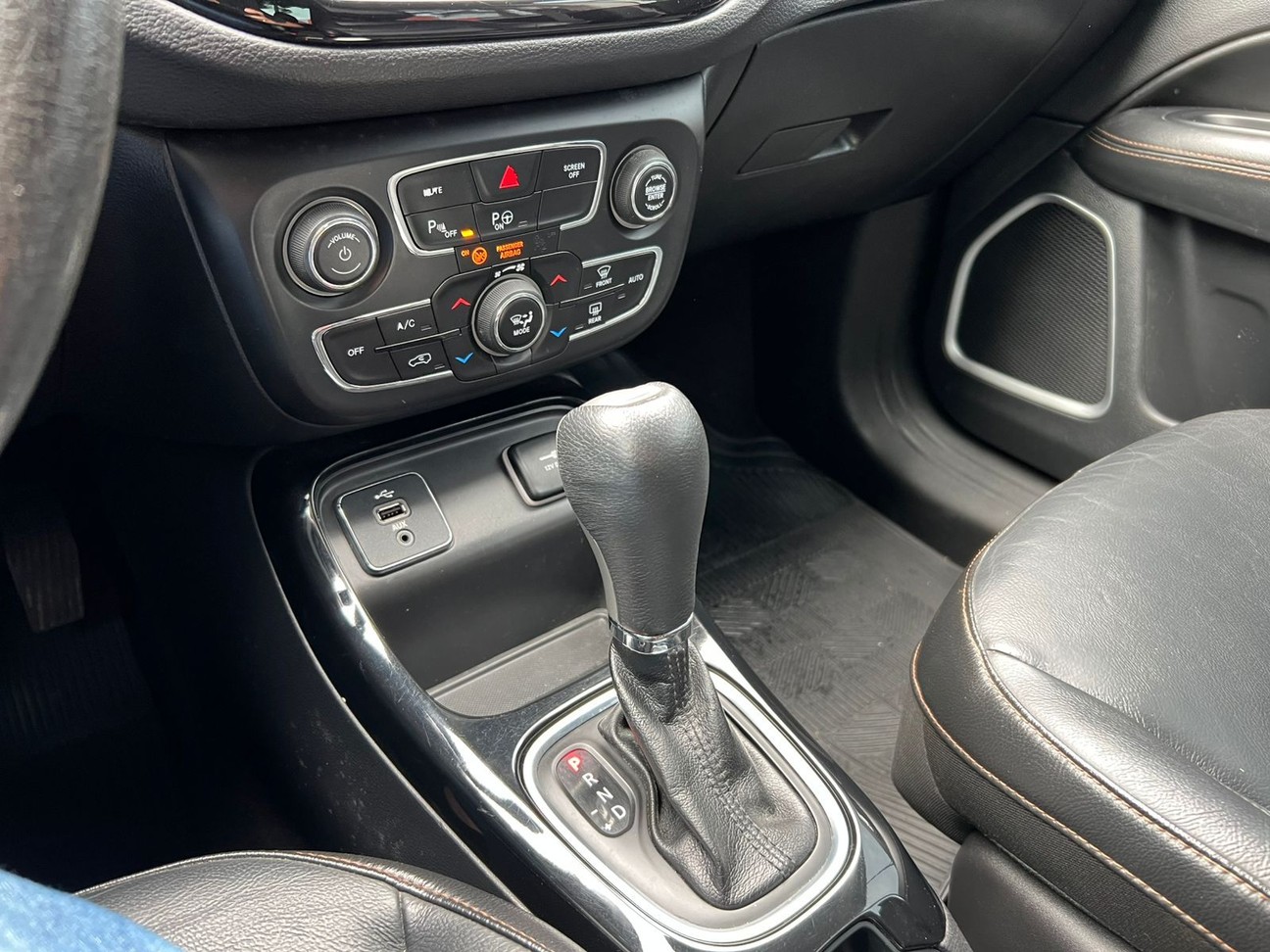 JEEP COMPASS