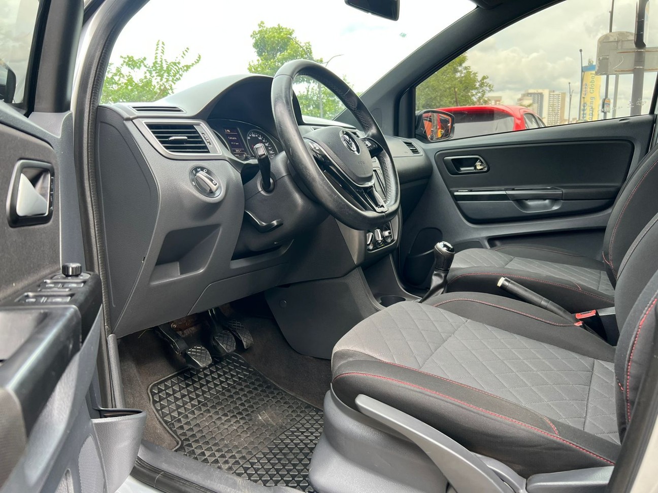 VOLKSWAGEN FOX
