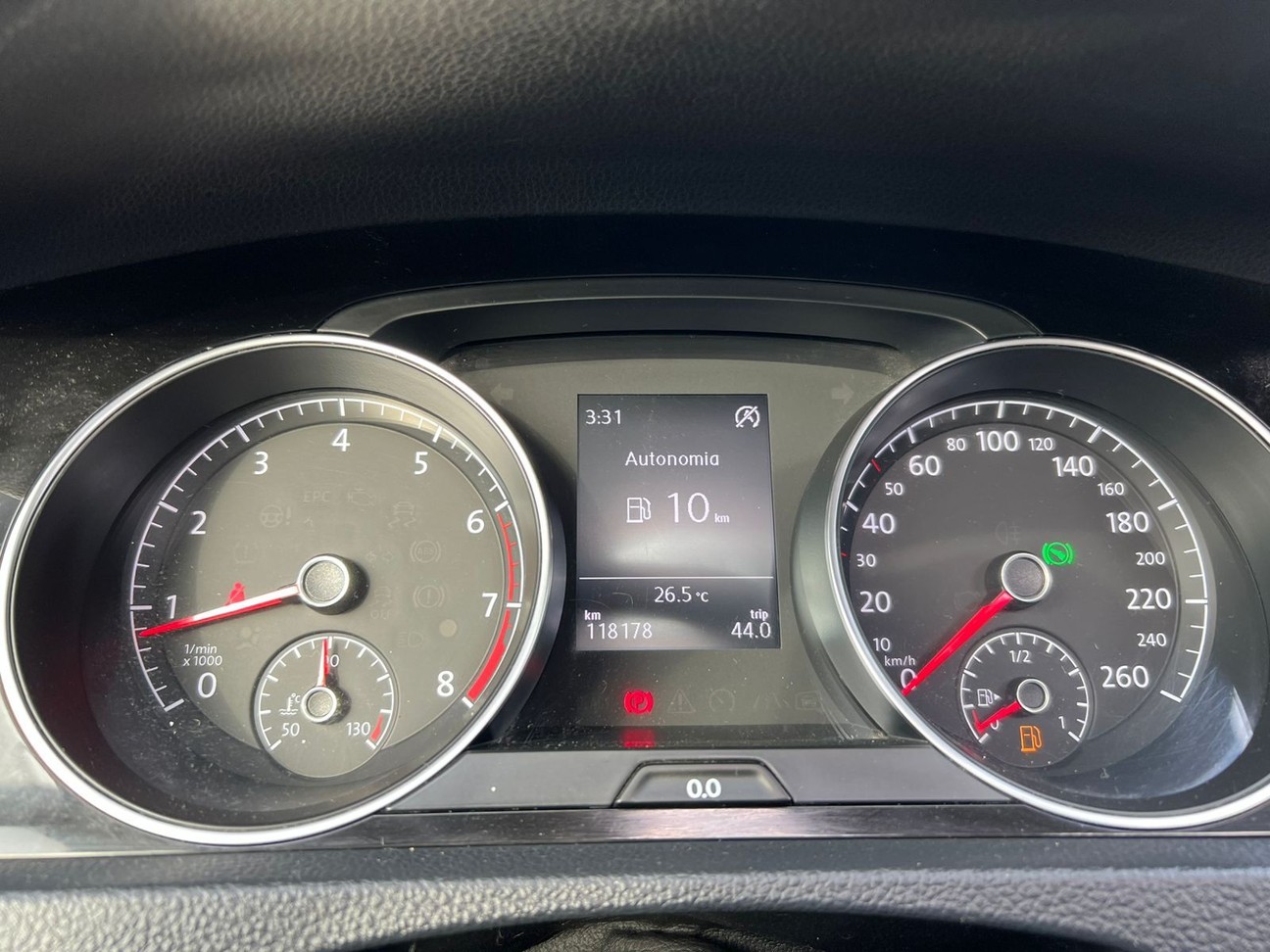 VOLKSWAGEN GOLF