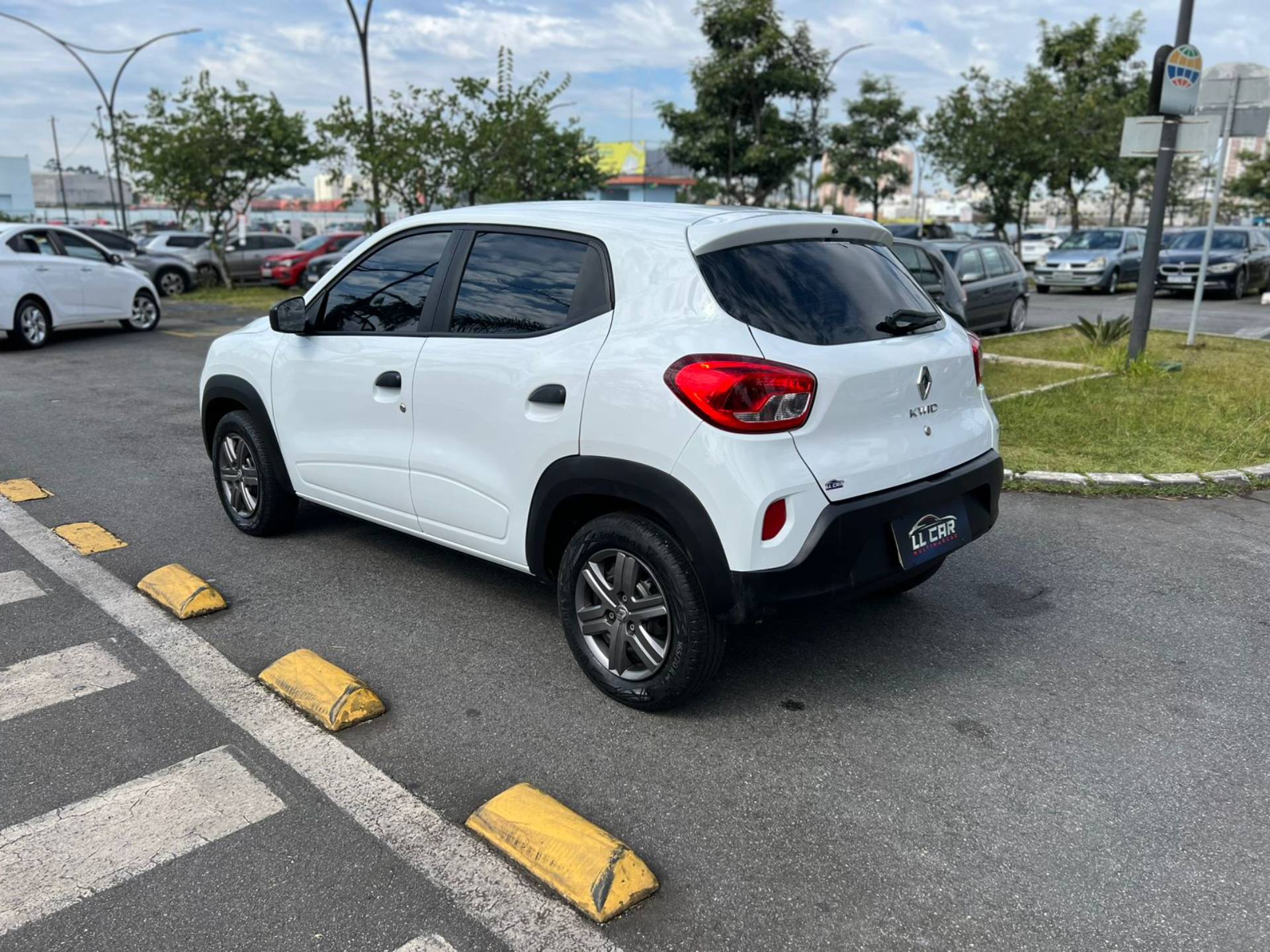 RENAULT KWID