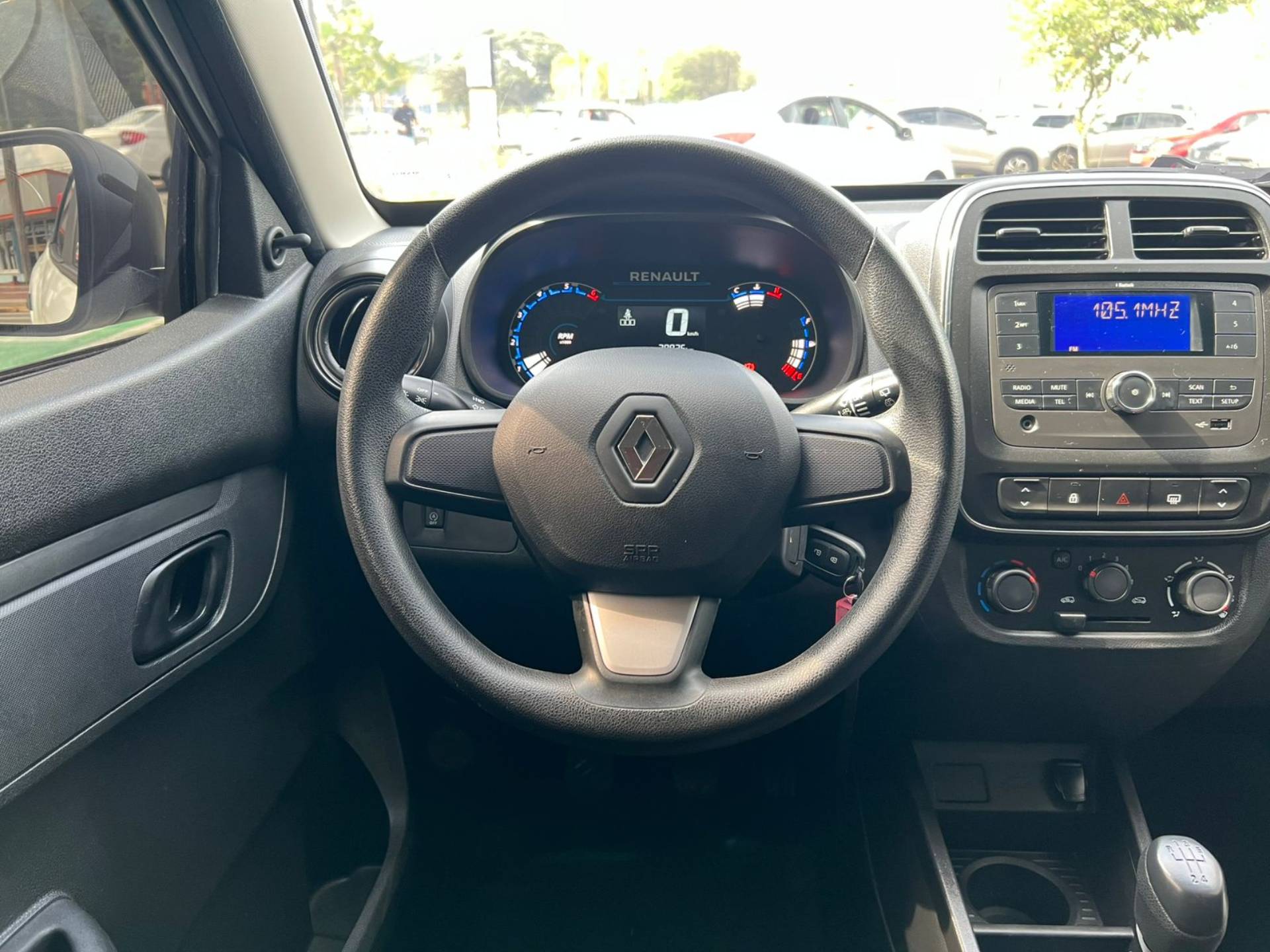 RENAULT KWID