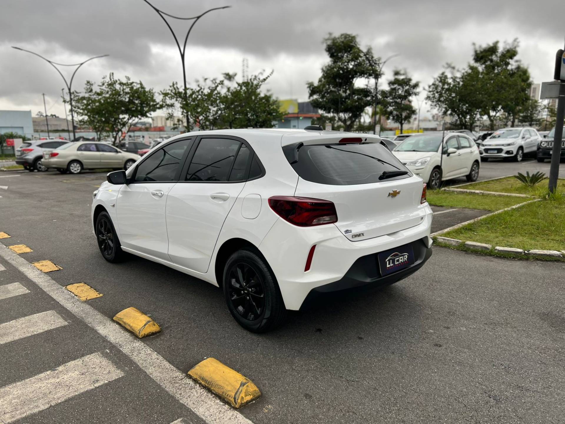 CHEVROLET ONIX