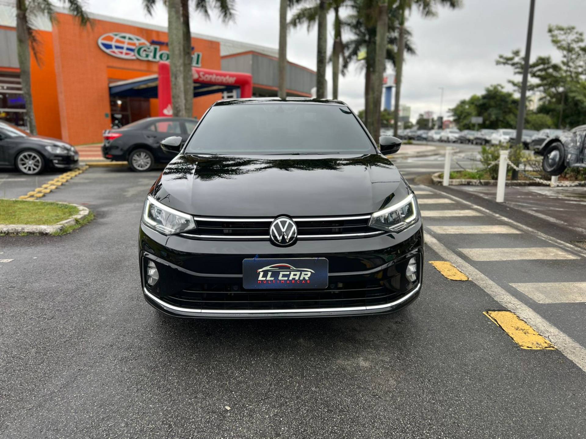 VOLKSWAGEN VIRTUS