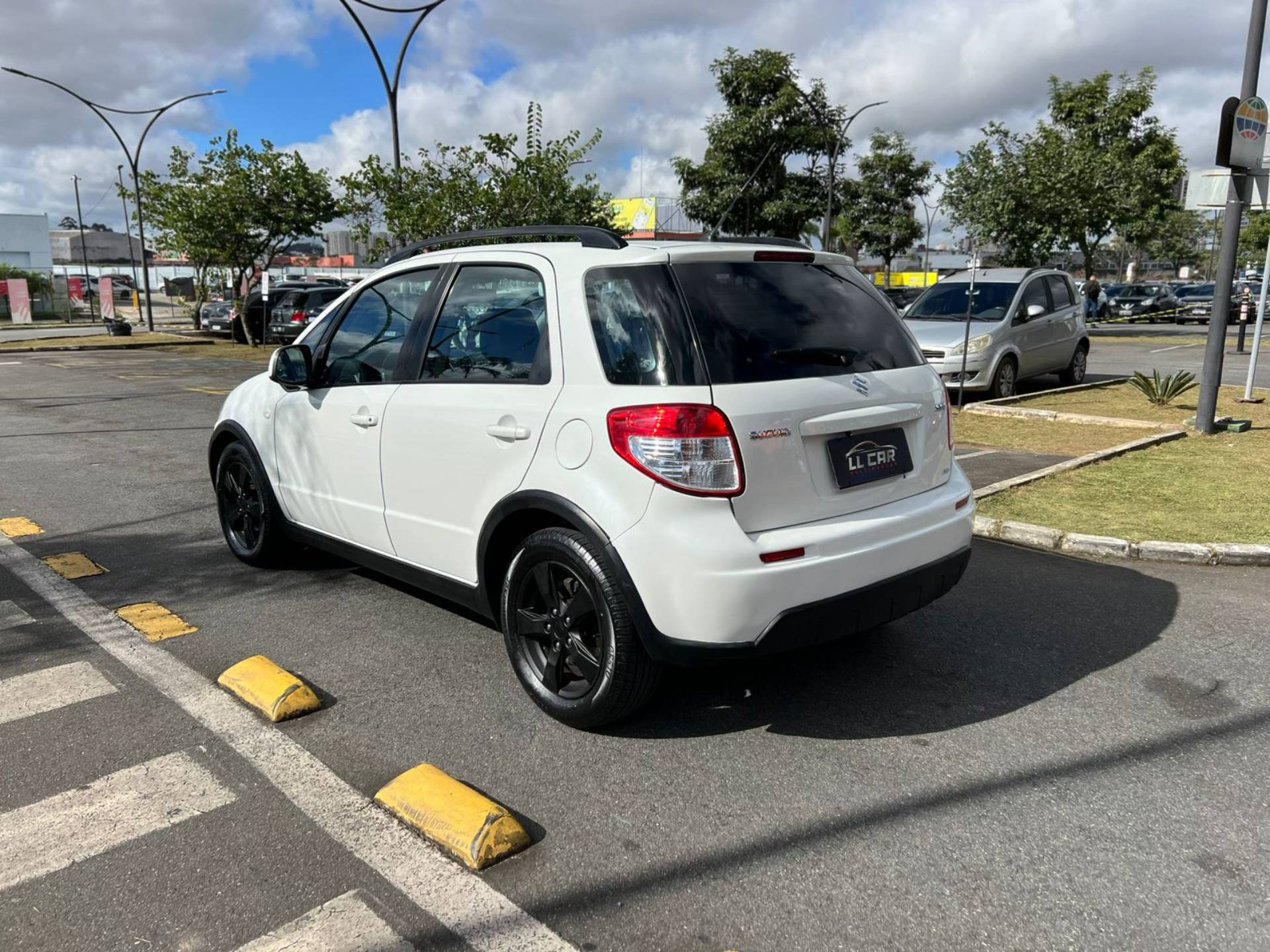 SUZUKI SX4