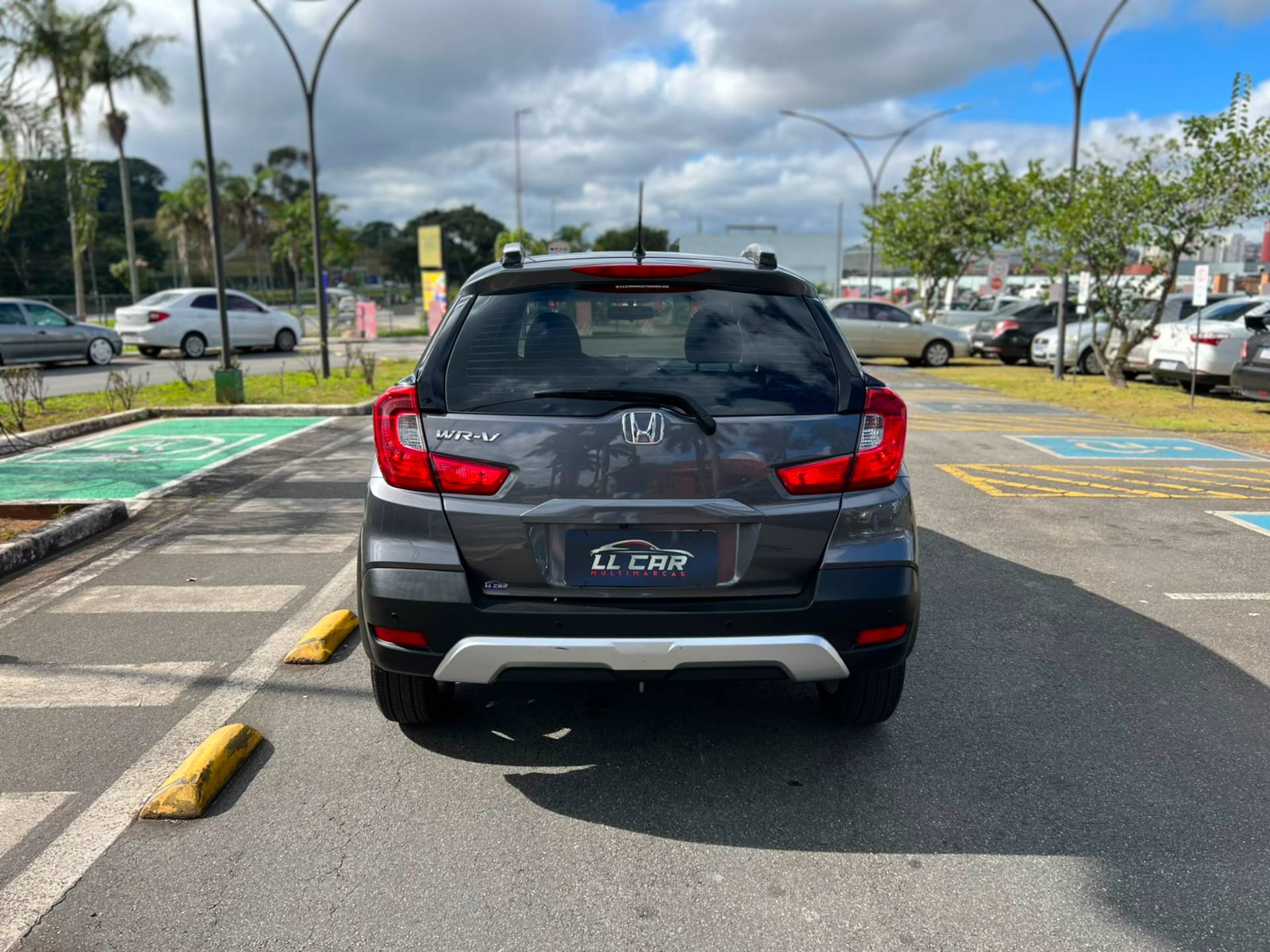 HONDA WR-V