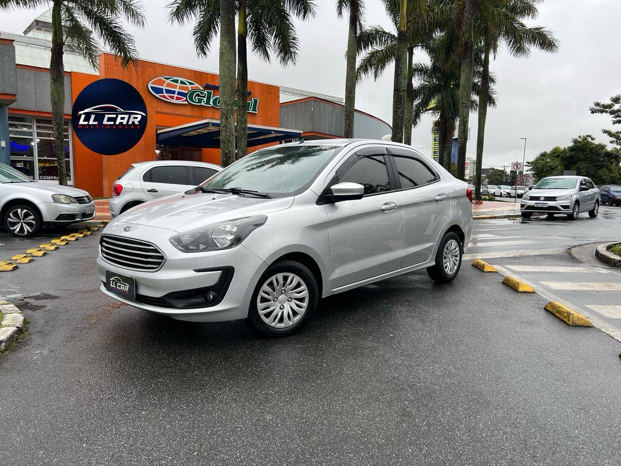 FORD KA