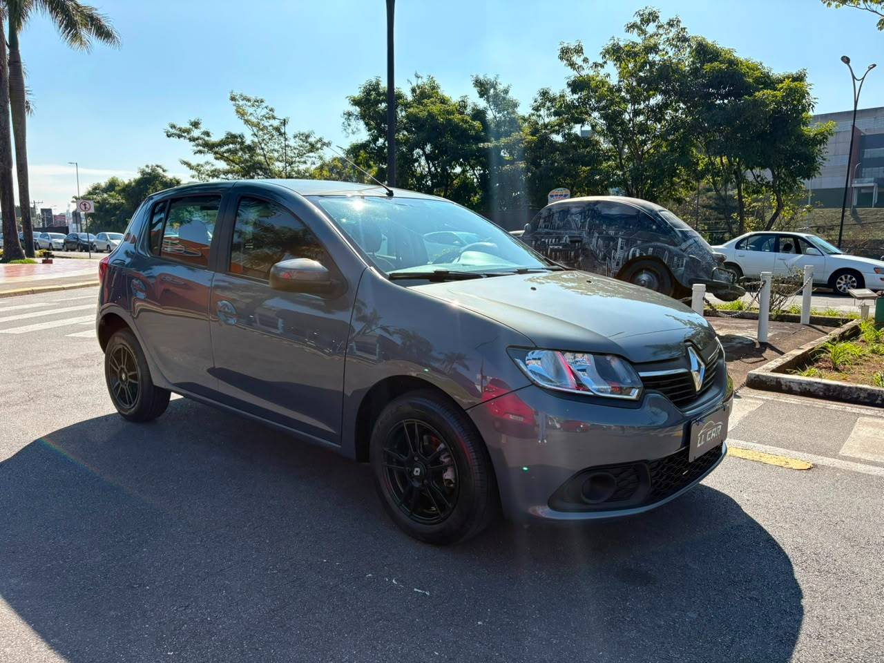 RENAULT SANDERO