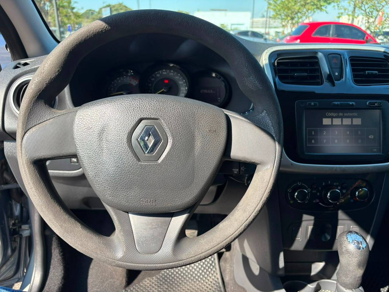 RENAULT SANDERO