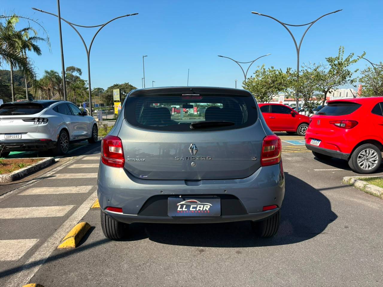 RENAULT SANDERO