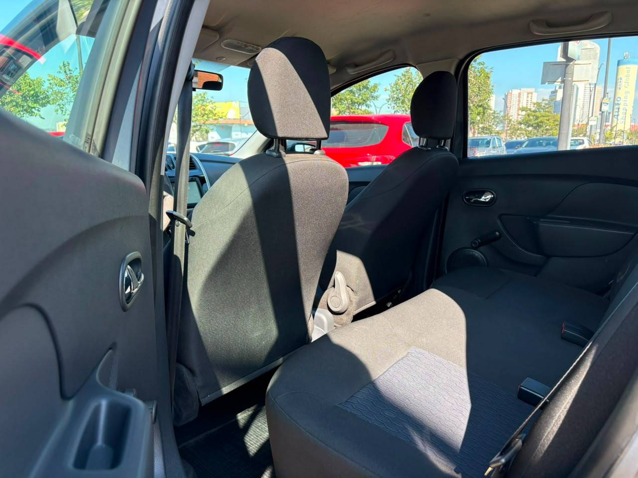 RENAULT SANDERO