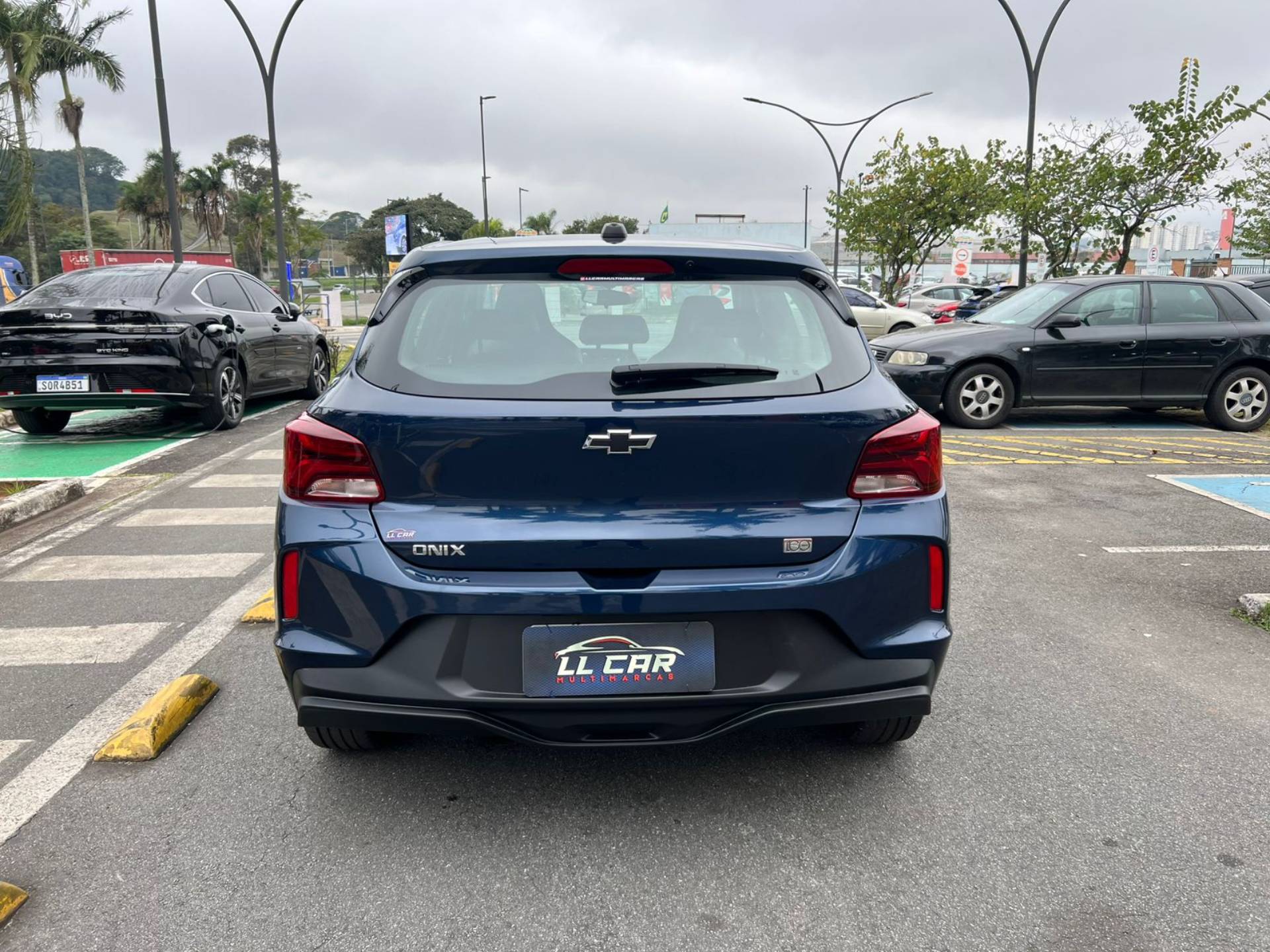CHEVROLET ONIX