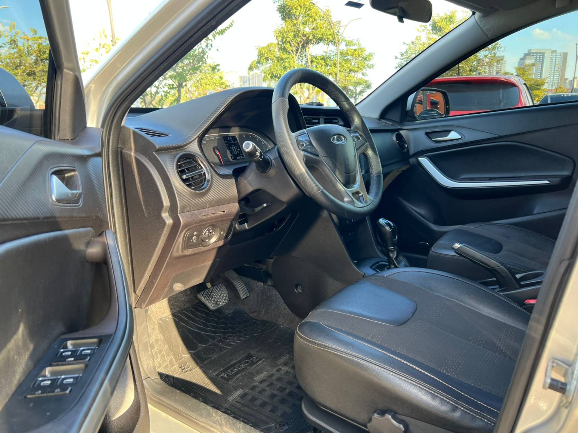 CHERY TIGGO 2