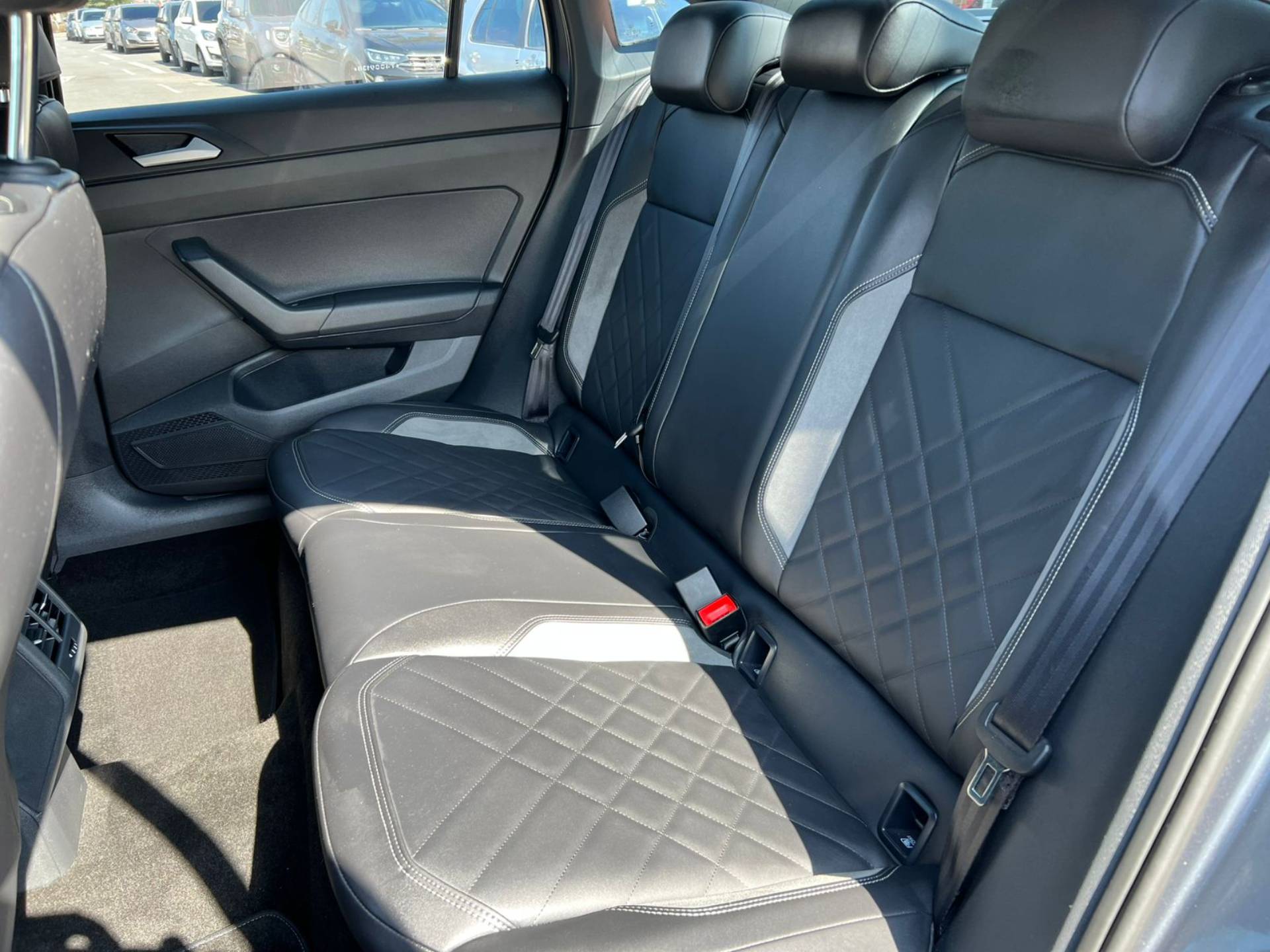 VOLKSWAGEN VIRTUS