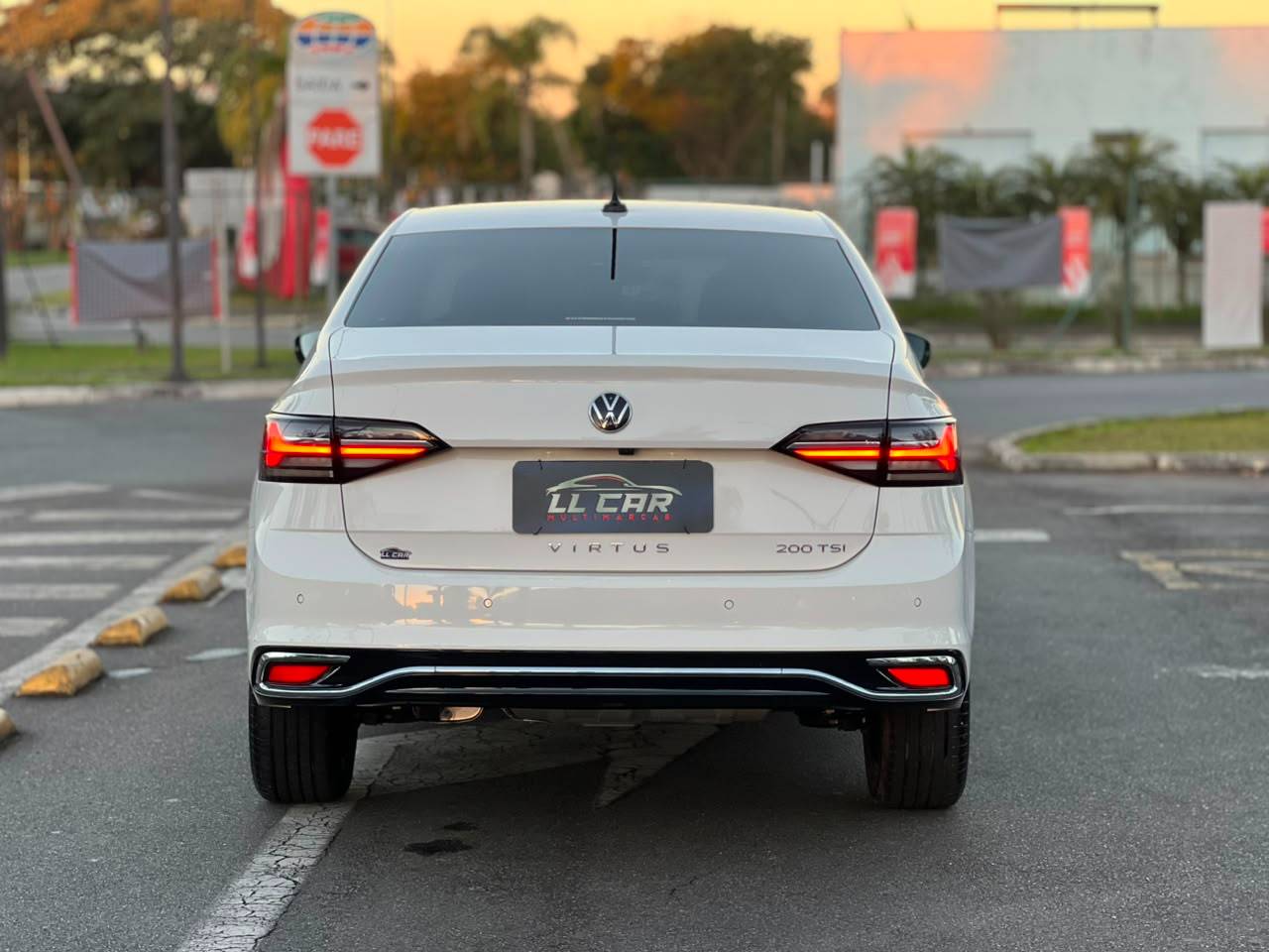 VOLKSWAGEN VIRTUS