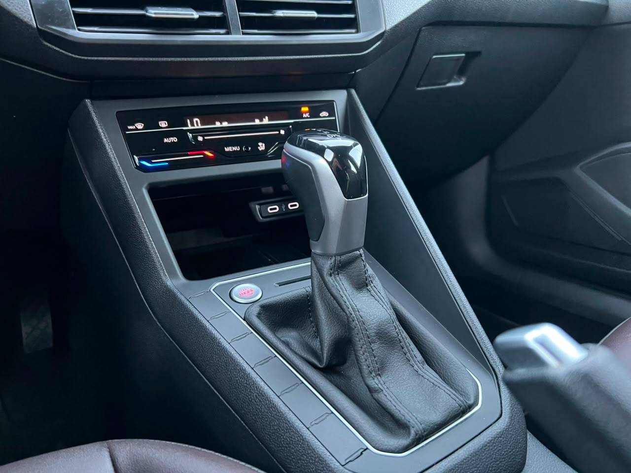 VOLKSWAGEN VIRTUS