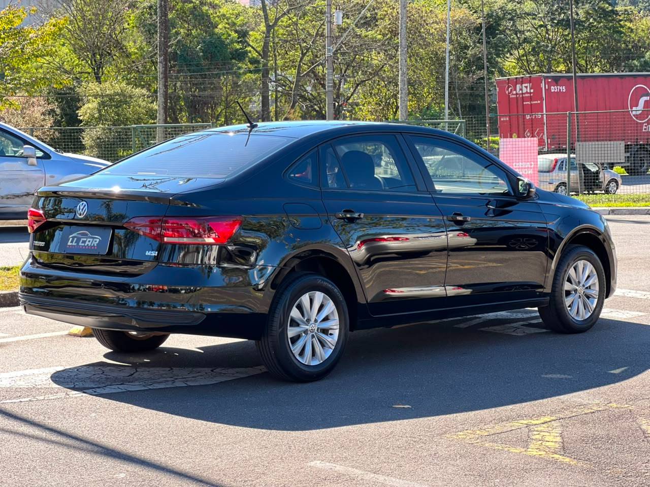 VOLKSWAGEN VIRTUS