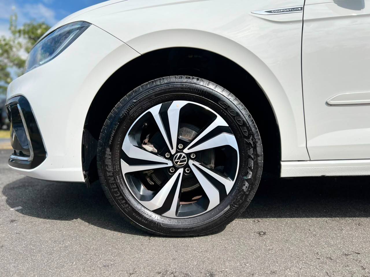 VOLKSWAGEN VIRTUS