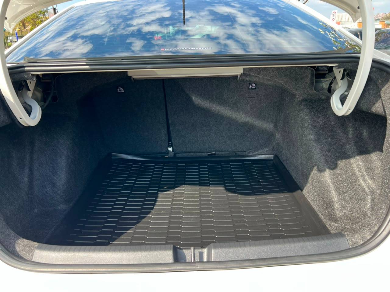 VOLKSWAGEN VIRTUS