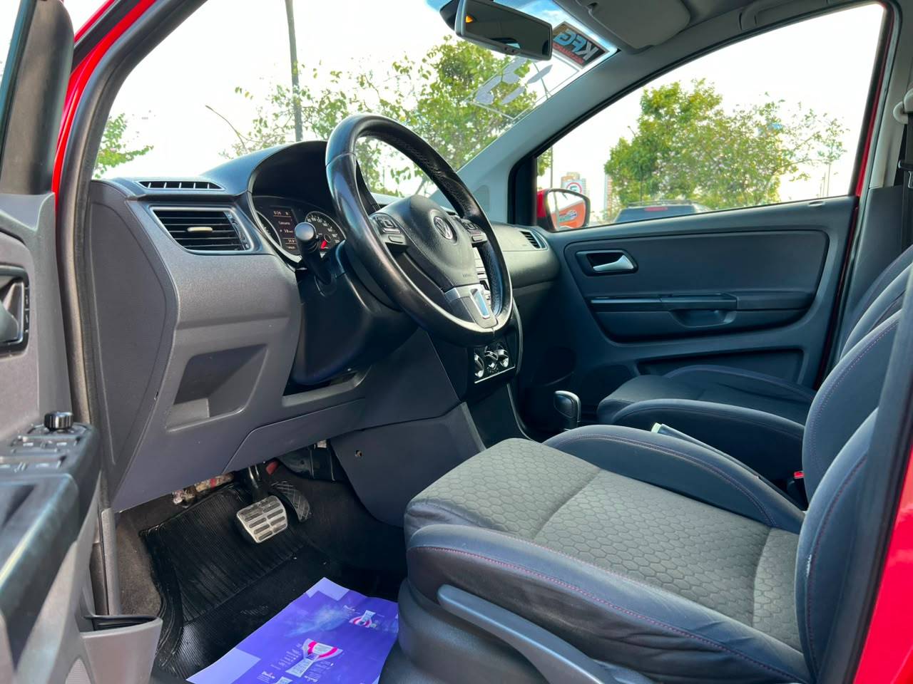 VOLKSWAGEN CROSSFOX