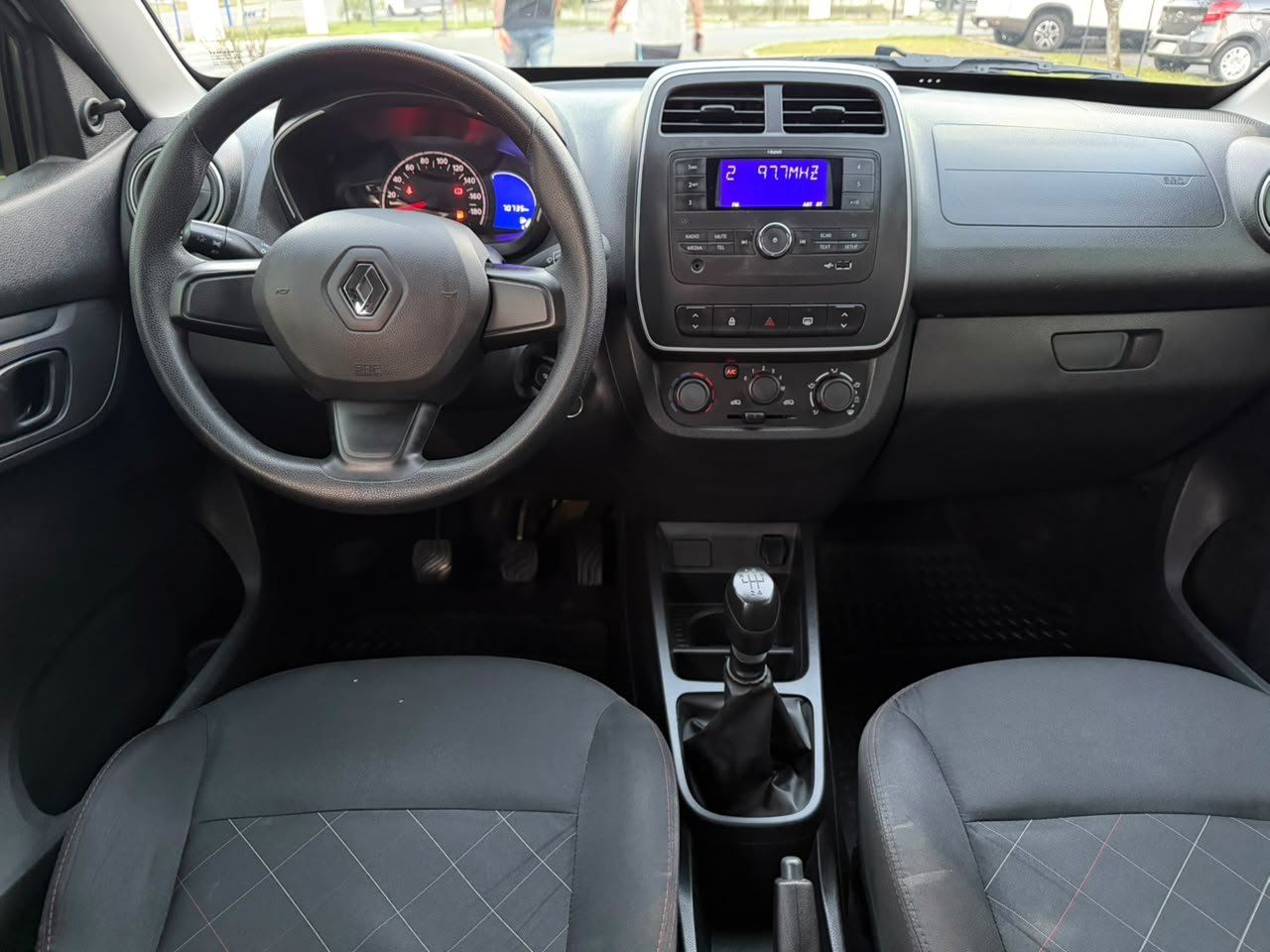 RENAULT KWID