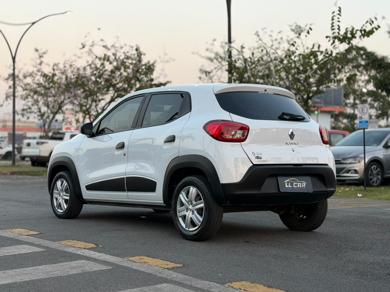 RENAULT KWID