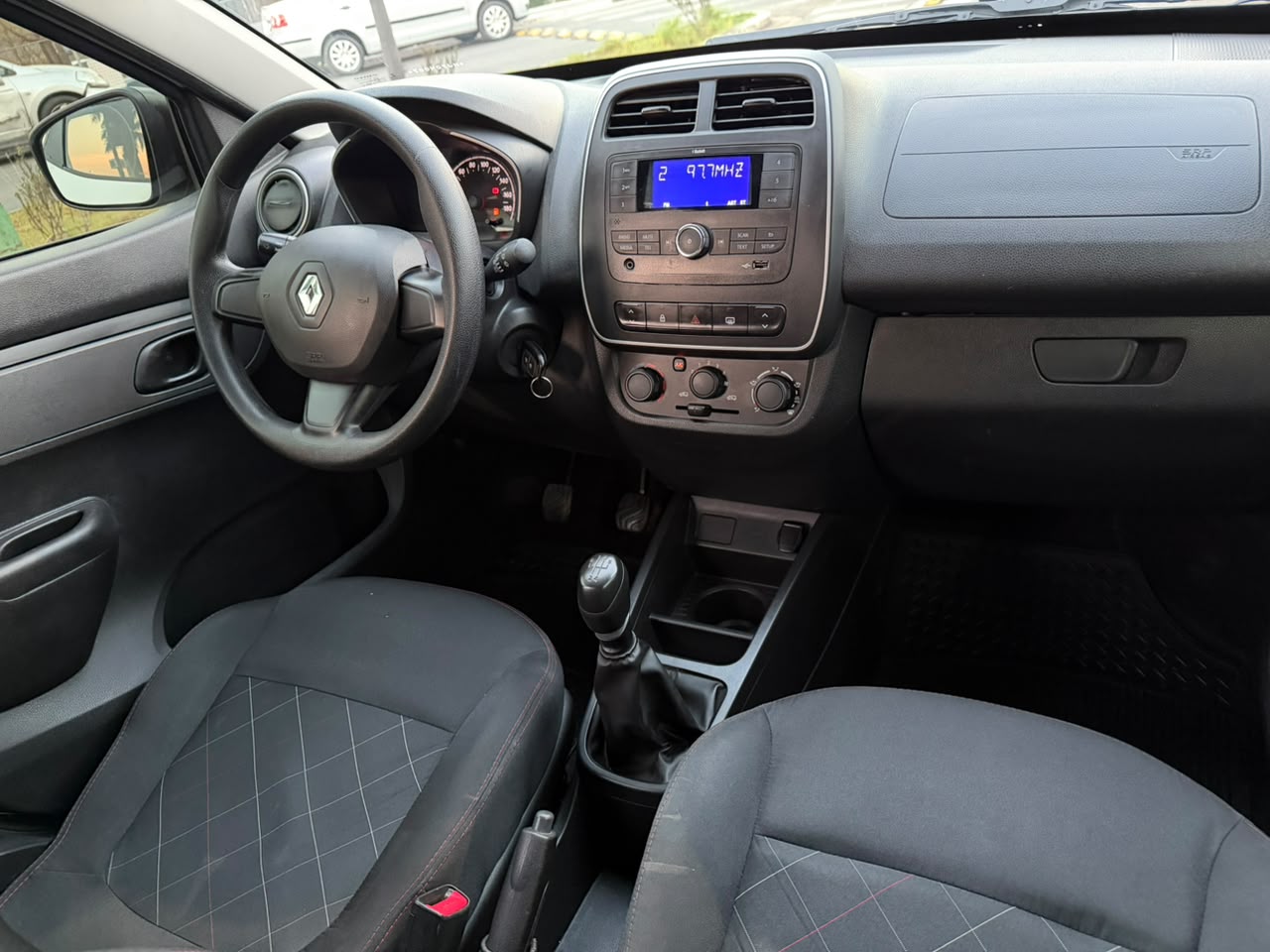 RENAULT KWID