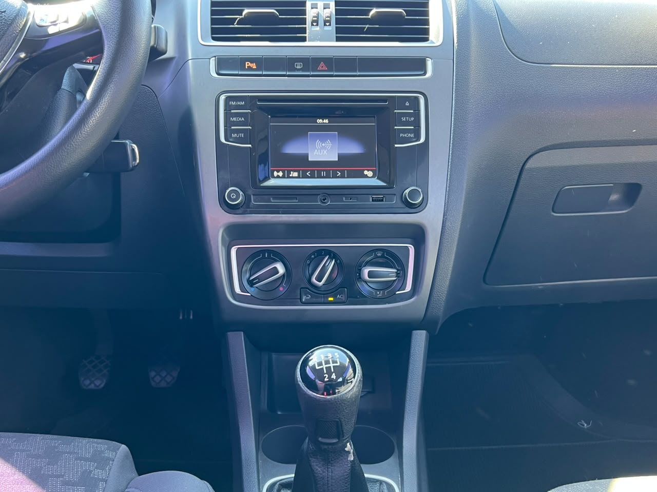 VOLKSWAGEN FOX