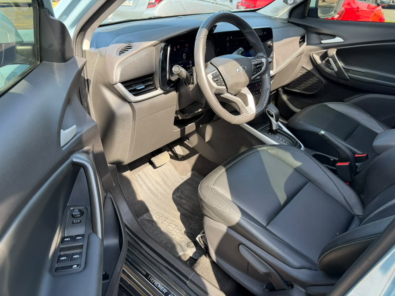 CHEVROLET TRACKER