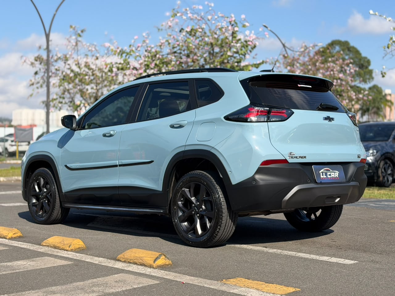 CHEVROLET TRACKER