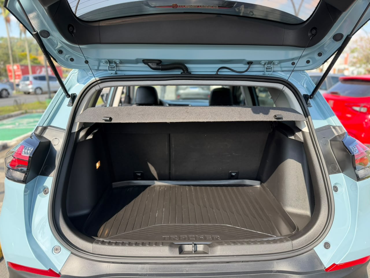 CHEVROLET TRACKER