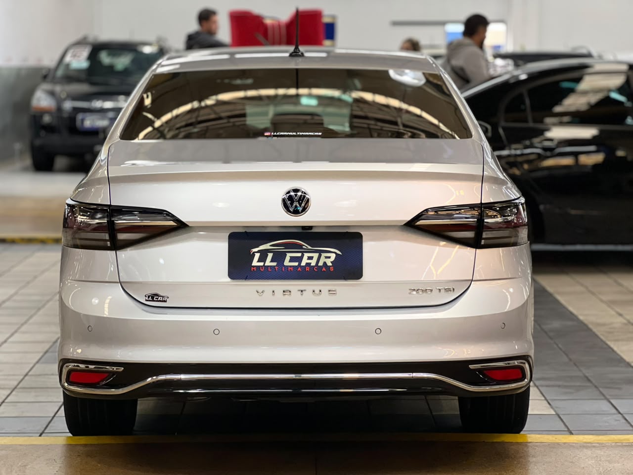 VOLKSWAGEN VIRTUS