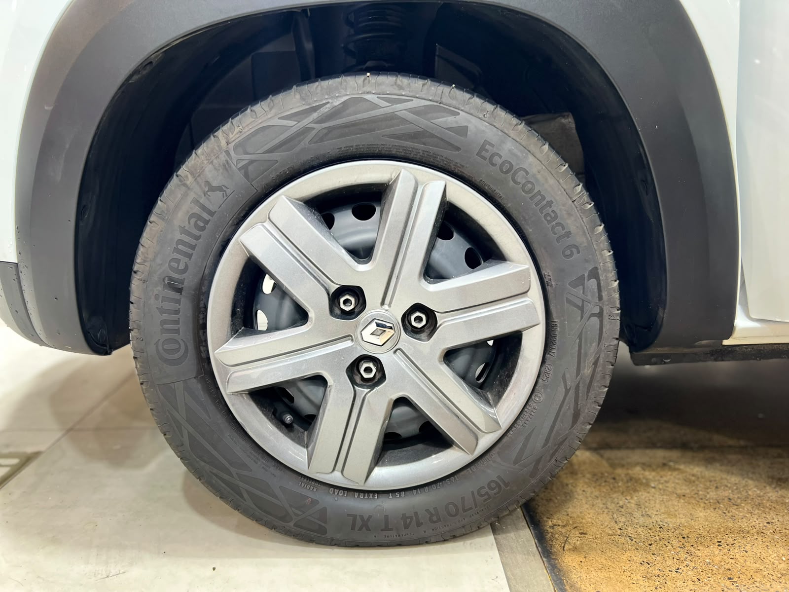 RENAULT KWID