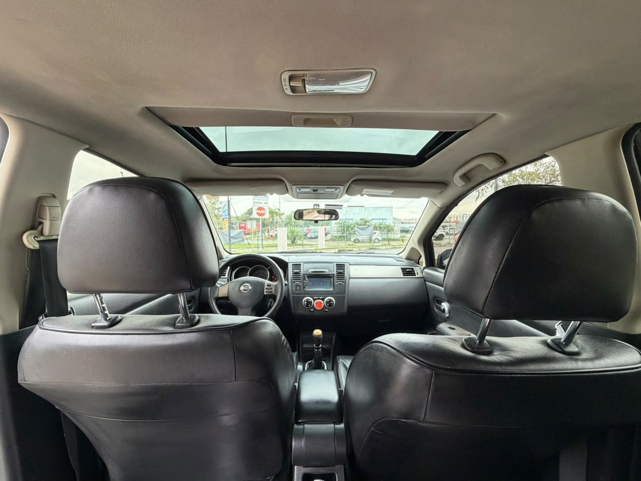 NISSAN TIIDA