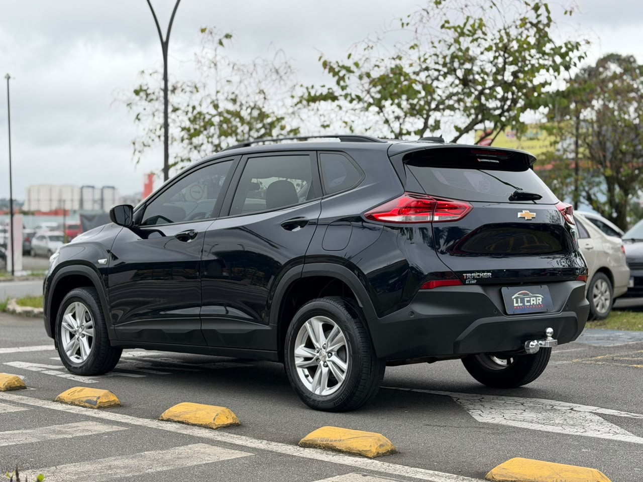 CHEVROLET TRACKER