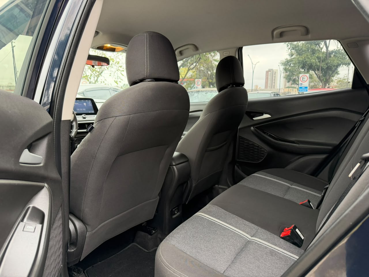 CHEVROLET TRACKER
