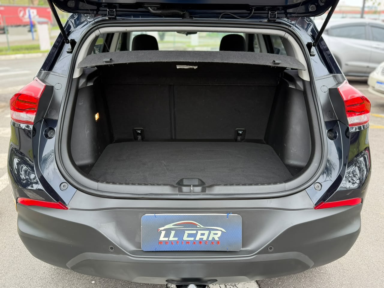 CHEVROLET TRACKER