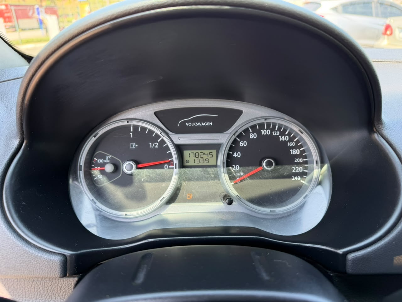 VOLKSWAGEN GOL