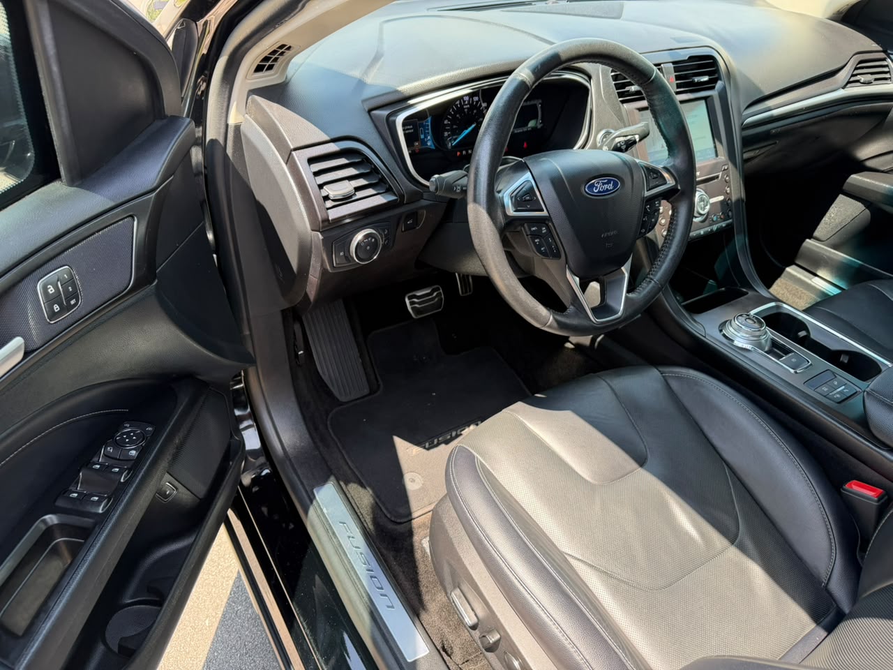 FORD FUSION
