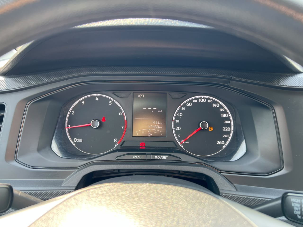 VOLKSWAGEN POLO