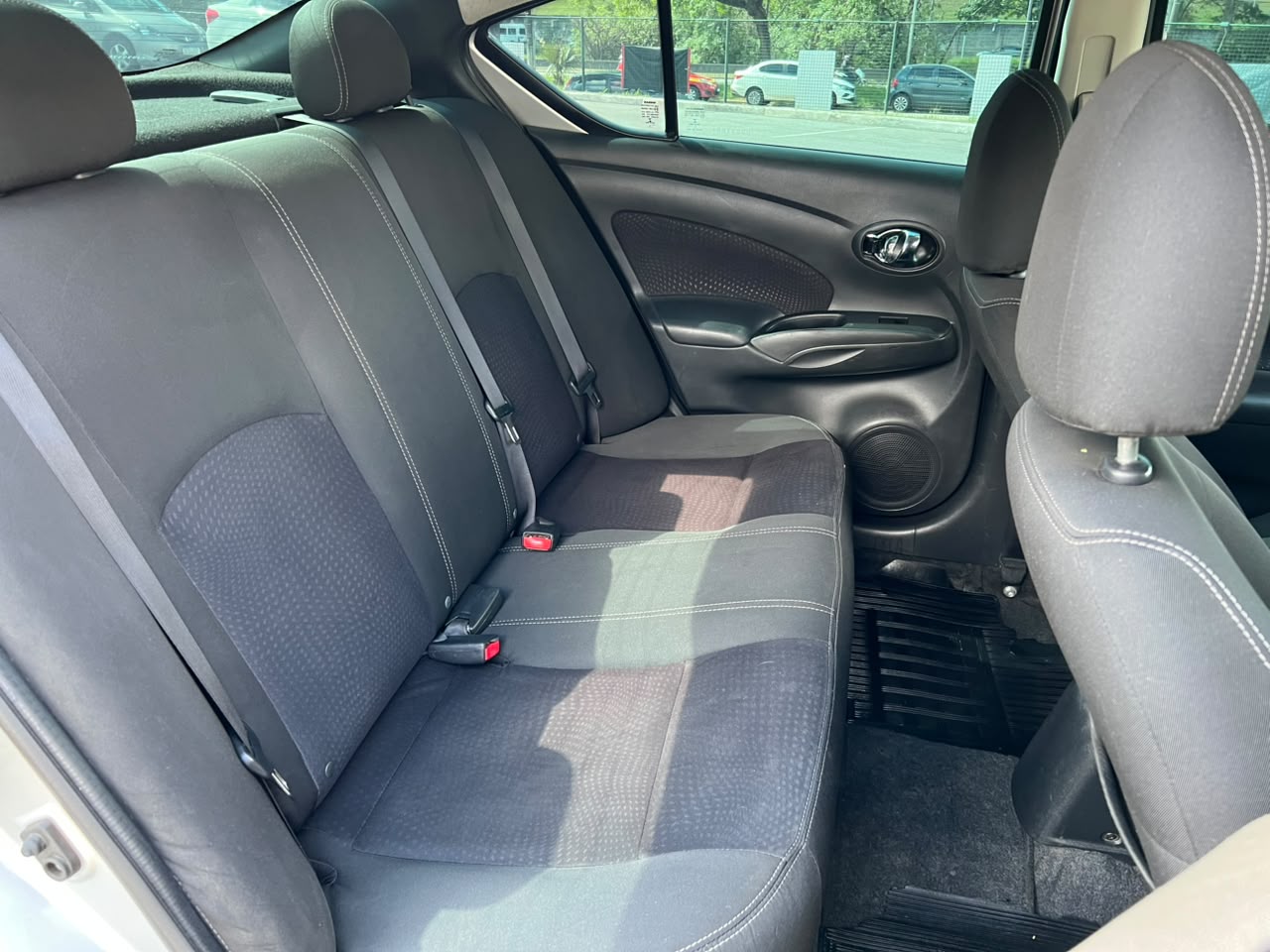 NISSAN VERSA