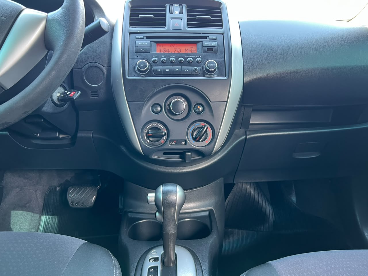 NISSAN VERSA