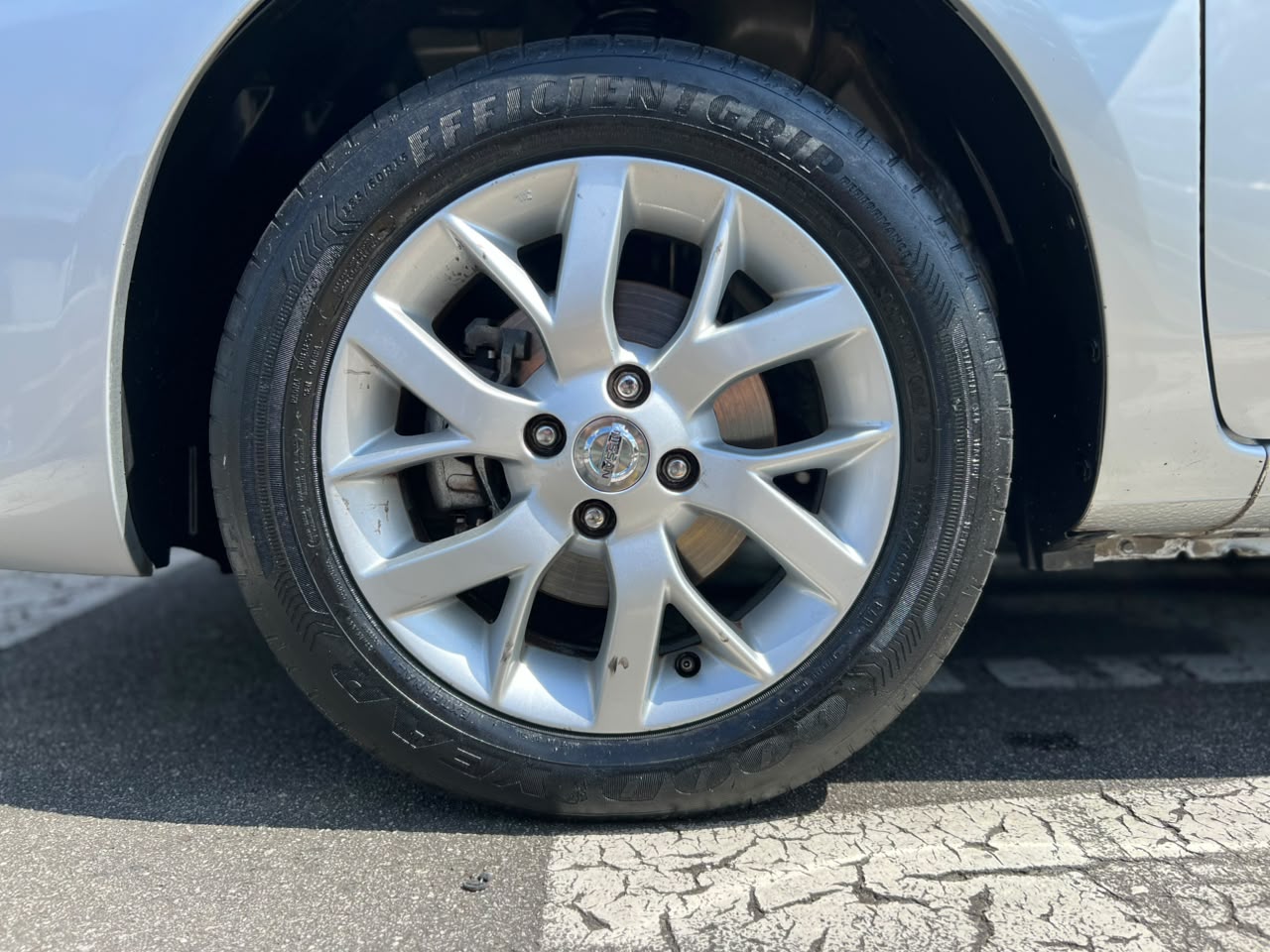 NISSAN VERSA