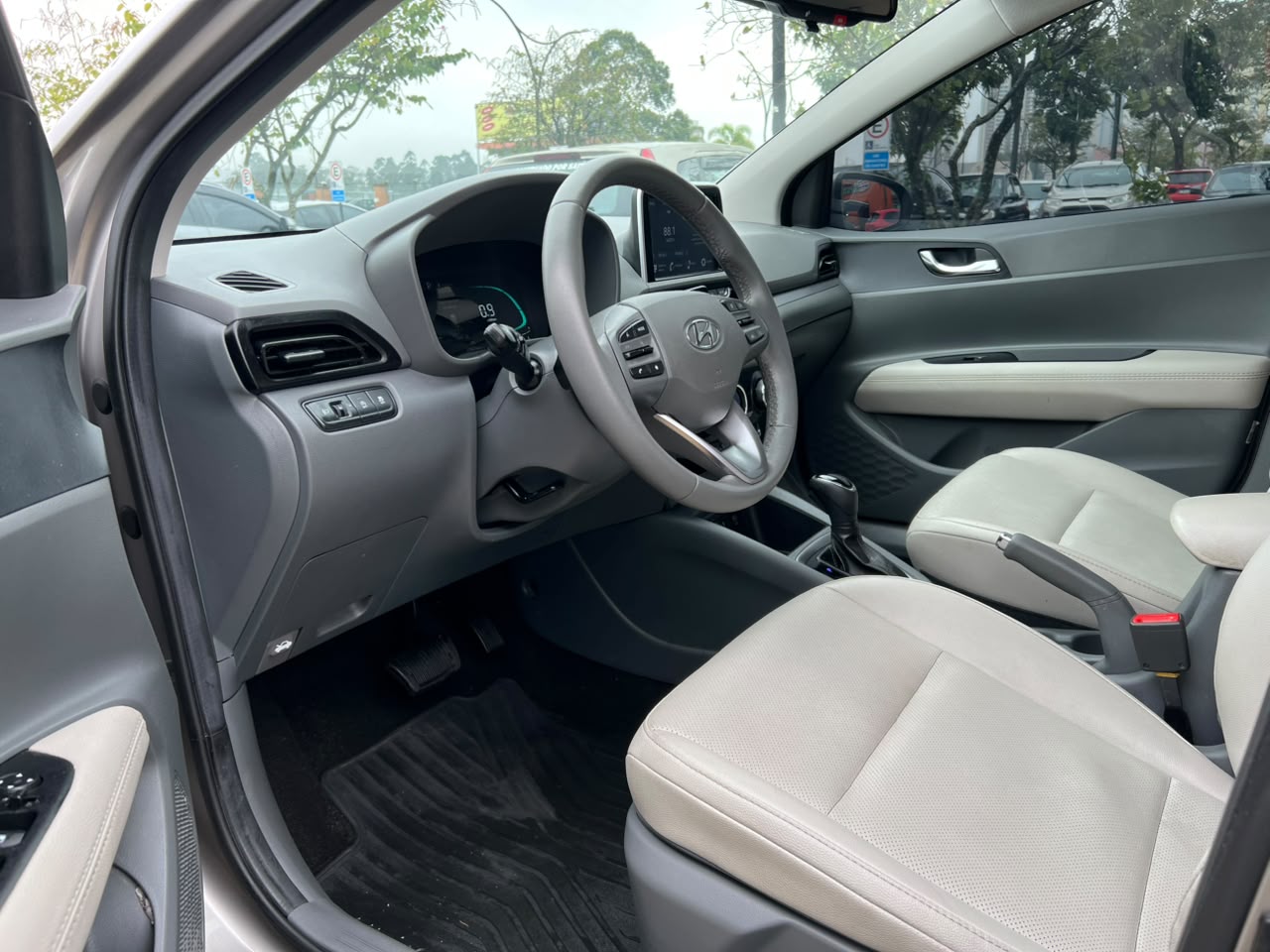 HYUNDAI HB20S