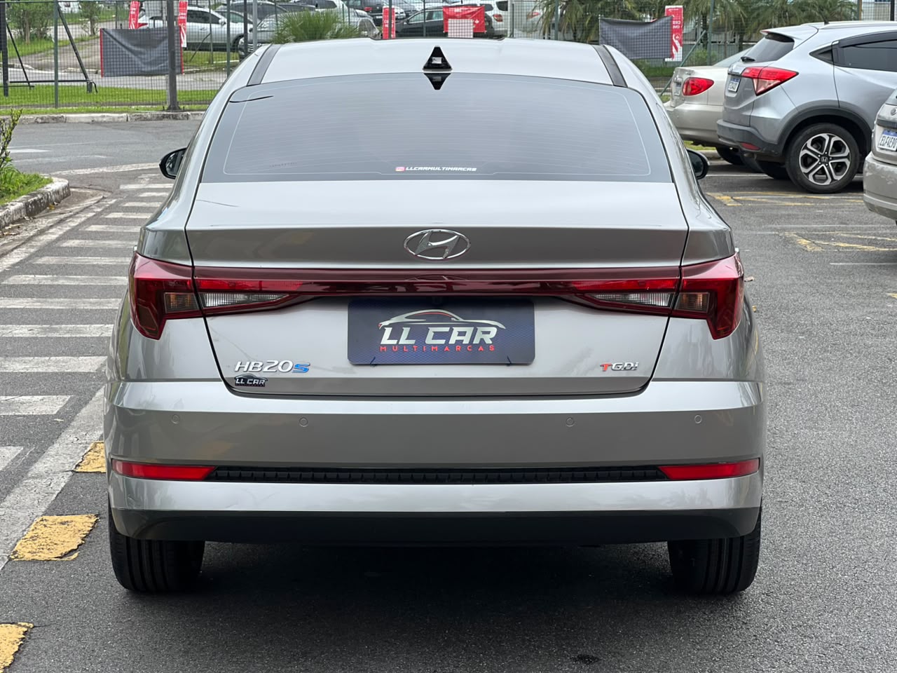 HYUNDAI HB20S