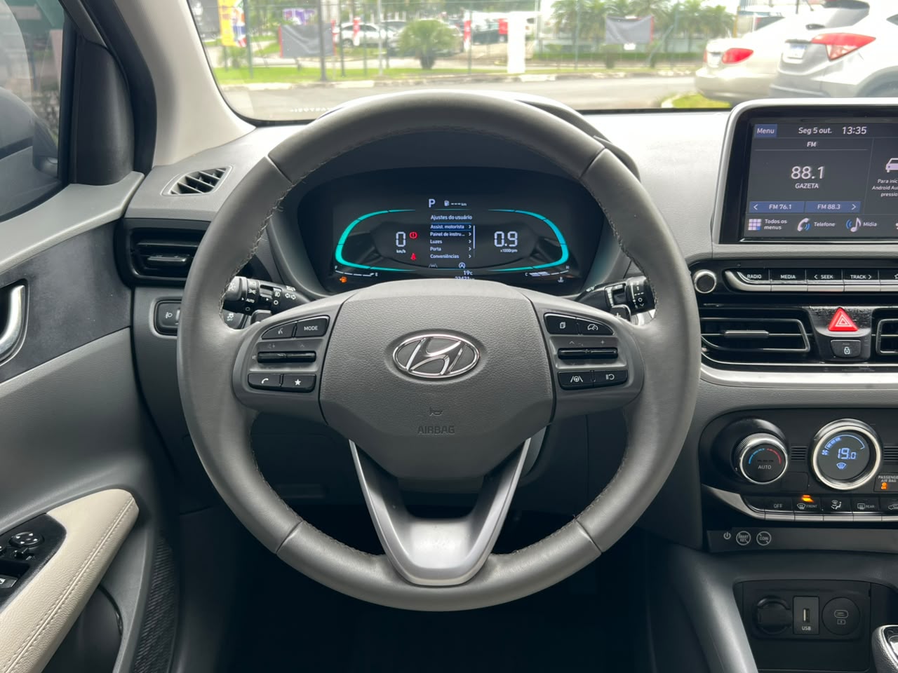 HYUNDAI HB20S
