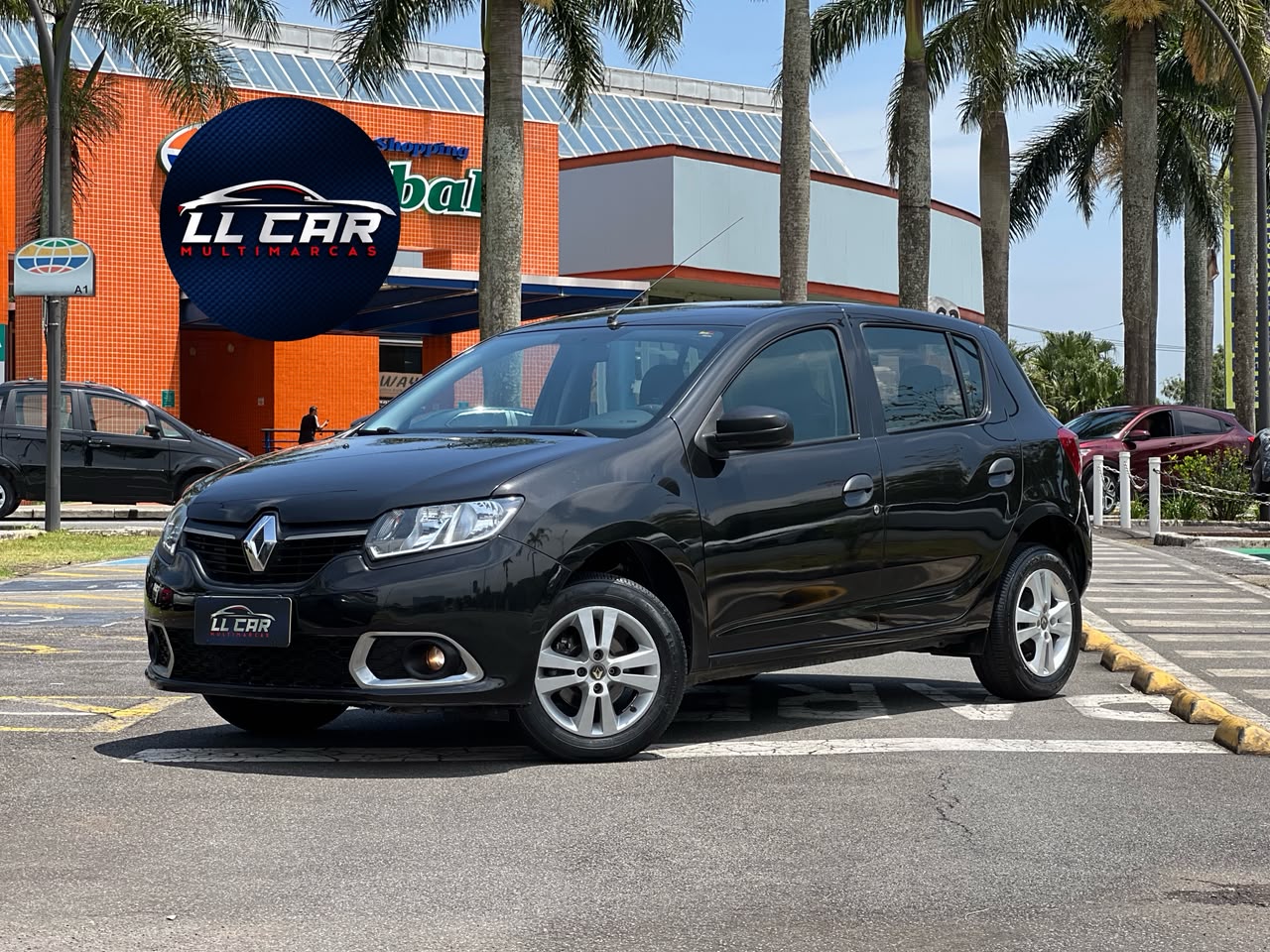 RENAULT SANDERO