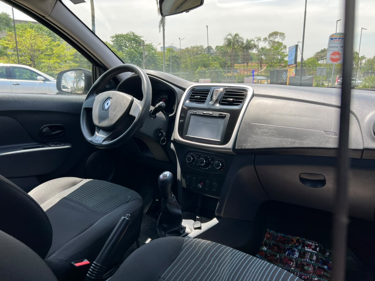 RENAULT SANDERO