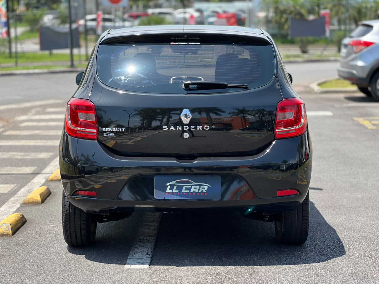 RENAULT SANDERO