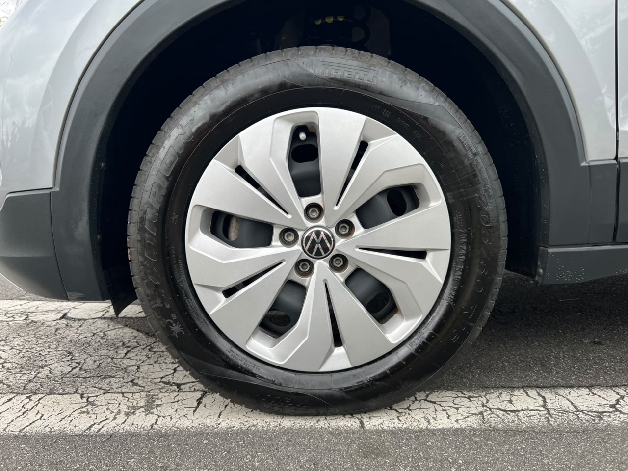VOLKSWAGEN T-CROSS